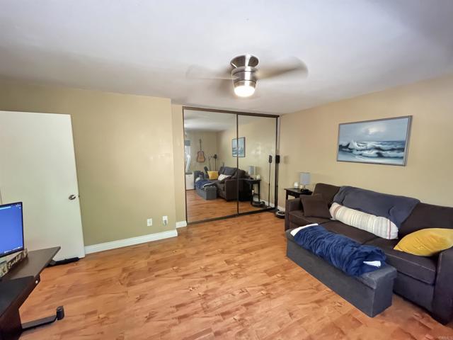 Image 21 of 36 For 2582 Del Mar Heights Road 17