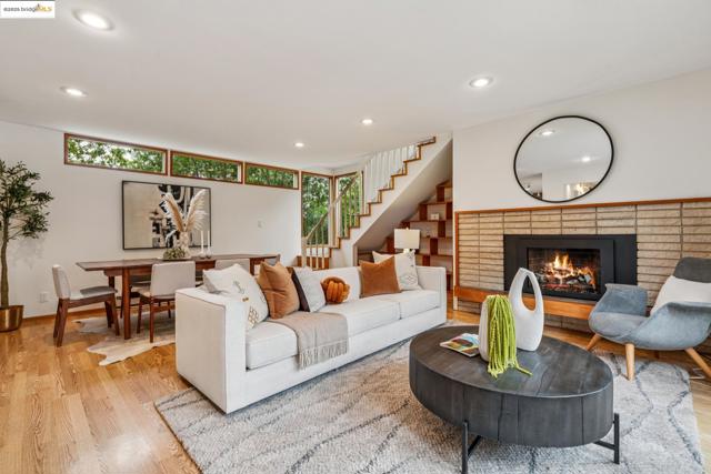 63 Eureka Ave, Kensington CA: https://media.crmls.org/mediaz/b57e7647-7fdc-4282-9ee1-035e34d90b5b.jpg