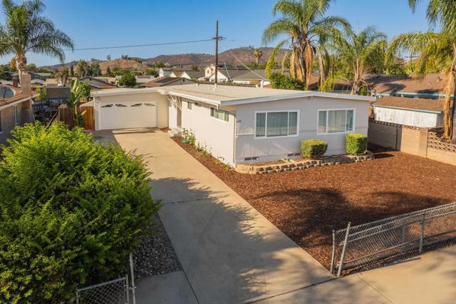 Detail Gallery Image 1 of 1 For 668 Farview St, El Cajon,  CA 92021 - 4 Beds | 2 Baths