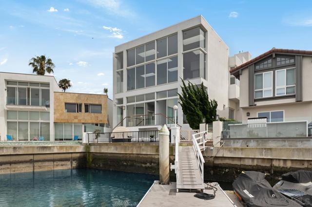 Image 23 of 50 For 25 Green Turtle Rd