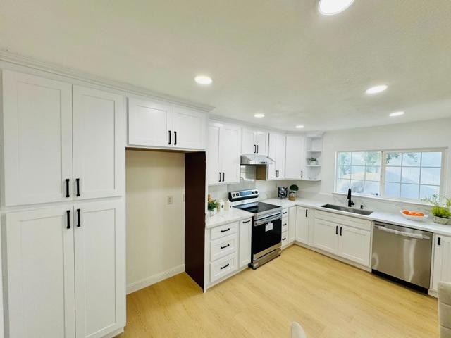 1213 Lightland Road, San Jose CA: https://media.crmls.org/mediaz/b57f1305-17ec-40c2-9f75-2b337c779cc1.jpg