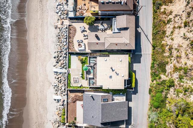 749 Las Olas Drive, Aptos CA: https://media.crmls.org/mediaz/b57f4057-6e26-41cc-9c51-2fd7da85f28d.jpg