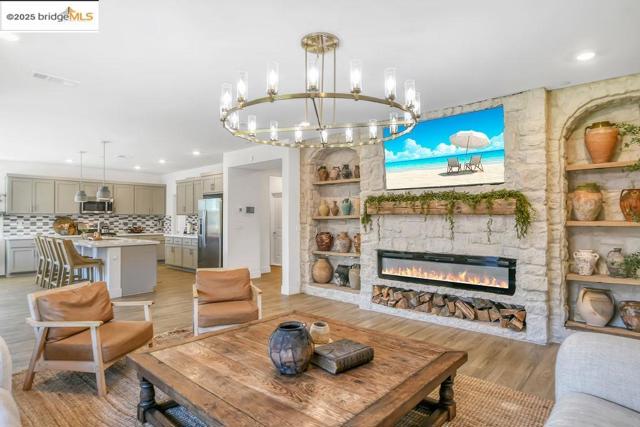 5153 MANIAGO WAY, Antioch CA: https://media.crmls.org/mediaz/b57f77cf-f0cb-4977-ade6-8f6ebda34d0b.jpg