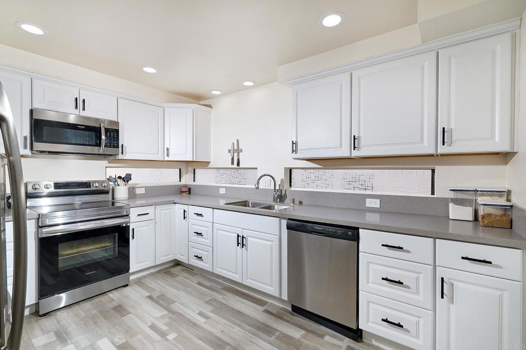 1935 Sunset Drive - photo 11