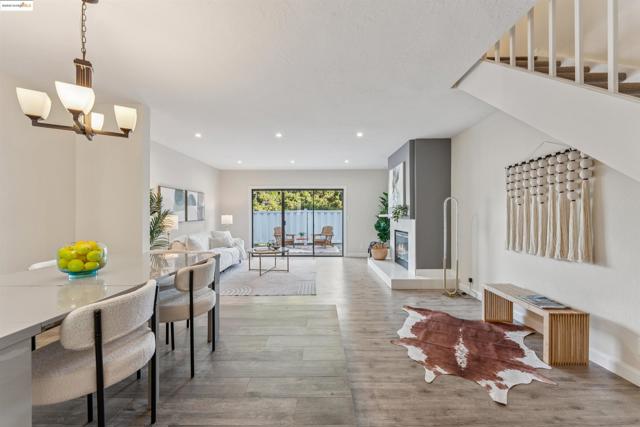 3732 Northridge Dr, Richmond CA: https://media.crmls.org/mediaz/b5807d13-061e-4dbf-bf6a-325f65b528c1.jpg