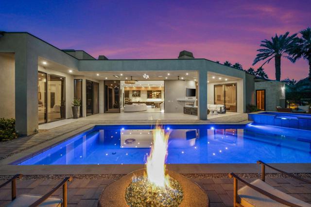 77300 Coyote Creek, Indian Wells CA: https://media.crmls.org/mediaz/b5815931-232c-4d7f-84f1-f9d7e0c0fff6.jpg