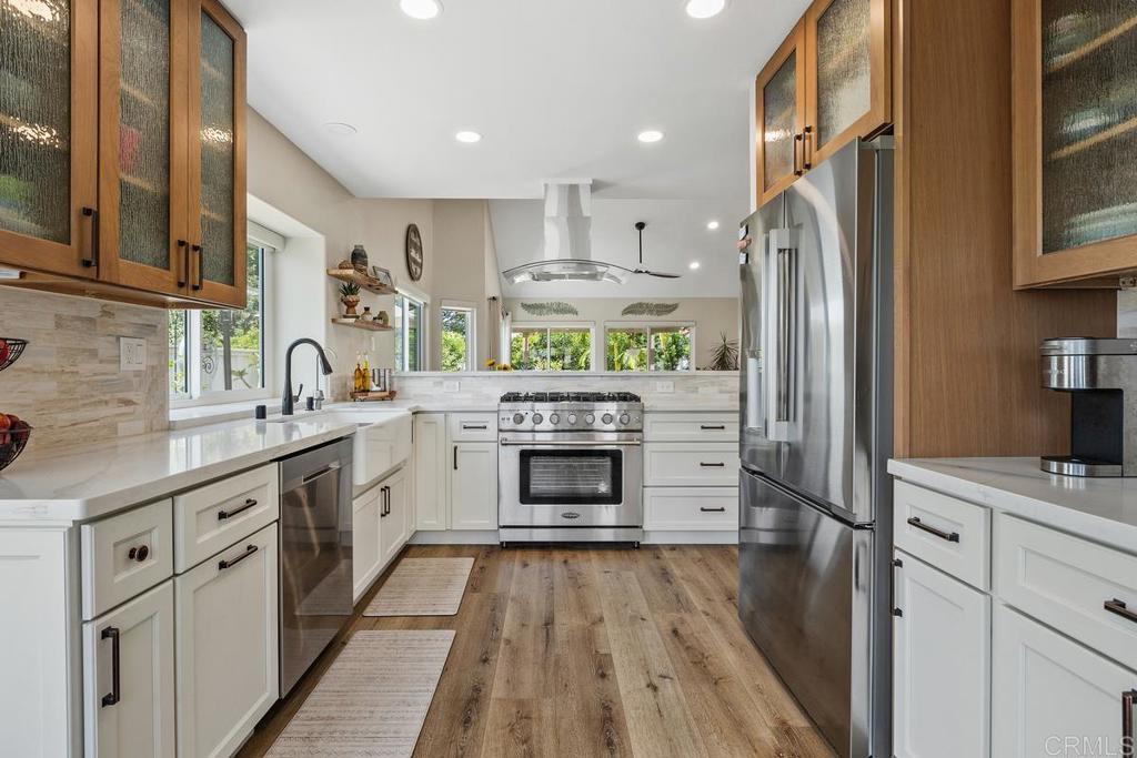 4722 Collinos Way - photo 6