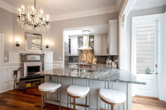 4087 17th Street, San Francisco CA: https://media.crmls.org/mediaz/b5823934-19a6-4d7a-9e28-b4b66115f82c.jpg