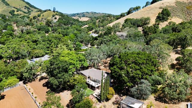 13700 Sycamore Drive, Morgan Hill CA: https://media.crmls.org/mediaz/b5828046-42c7-4e8e-a0ca-5f9c0ab0fa9d.jpg