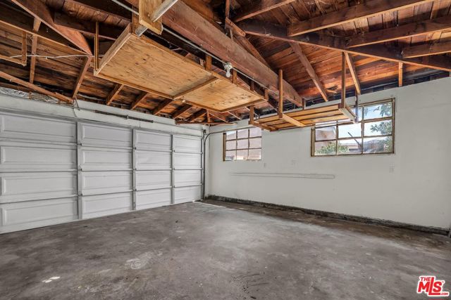 38869 Juniper Tree Road, Palmdale CA: https://media.crmls.org/mediaz/b582cabb-cd06-4c31-9550-00188f10d8ce.jpg