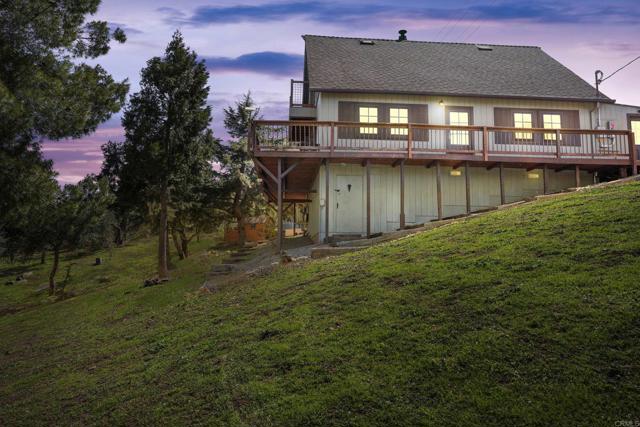 10172 Boulder Creek Road, Descanso CA: https://media.crmls.org/mediaz/b582e7b5-286e-4c53-ae63-12a53a1fb38a.jpg