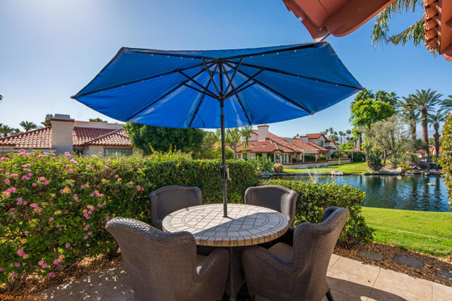 110 Trento Circle, Palm Desert CA: https://media.crmls.org/mediaz/b583d5a7-1363-472f-bba7-f38cc994910f.jpg