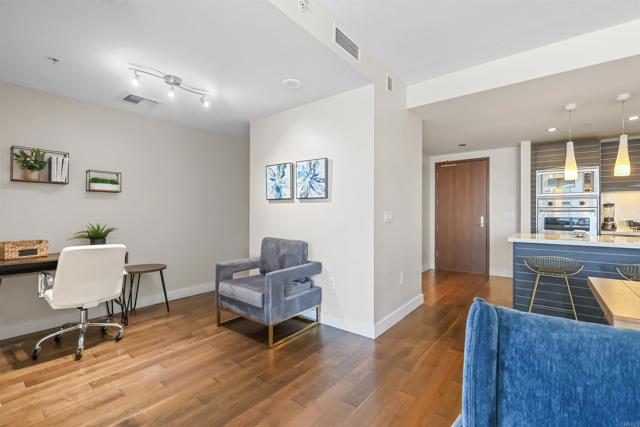 Detail Gallery Image 13 of 39 For 1325 Pacific Hwy, San Diego,  CA 92101 - 2 Beds | 2 Baths