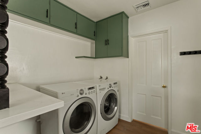 523 Simmons Avenue photo 13