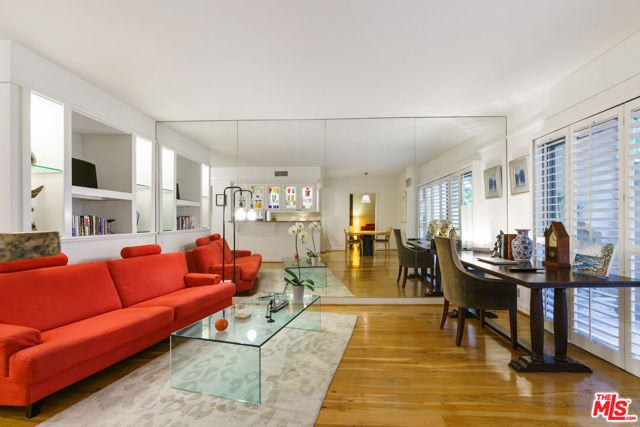1131 Alta Loma Road, West Hollywood CA: https://media.crmls.org/mediaz/b5859f7c-197f-4546-82a8-ff8883105549.jpg