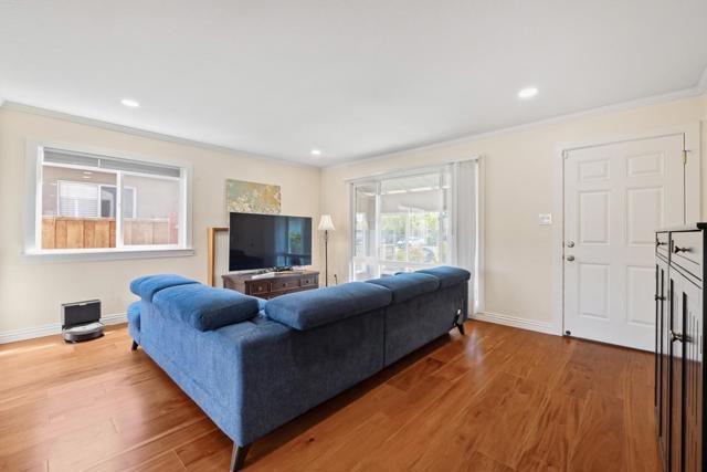 2347 Bennington Lane, Hayward CA: https://media.crmls.org/mediaz/b587f701-d185-4a05-b3b3-6442a8ed94e1.jpg