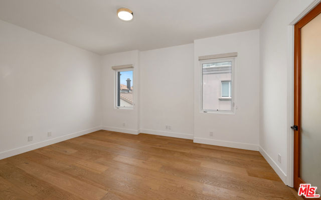 139 Westwind Mall, Marina del Rey CA: https://media.crmls.org/mediaz/b587fa72-fe9d-4751-9d19-e1037a2bbbae.jpg