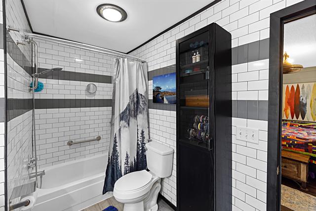 9100 Single Oak Dr, Lakeside CA: https://media.crmls.org/mediaz/b588083d-f668-4742-9e30-726844f311bb.jpg