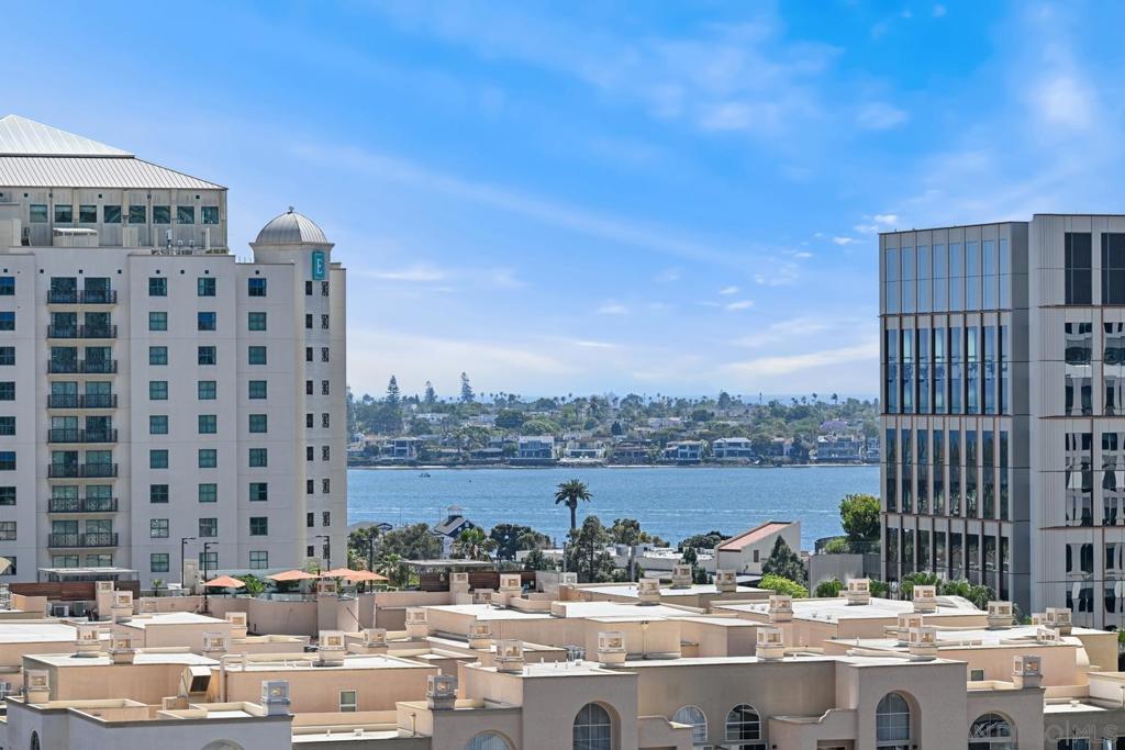 700 E Street - photo 4