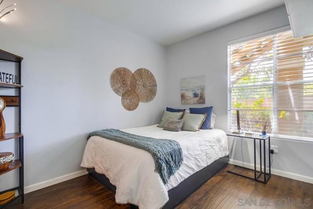 3534 Caminito El Rincon, San Diego CA: https://media.crmls.org/mediaz/b5885f33-089d-428b-b4d0-0eda74e7590c.jpg