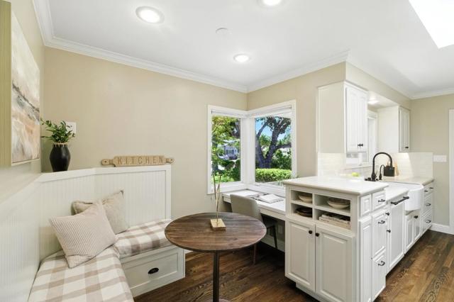 1869 Walnut Drive, Mountain View CA: https://media.crmls.org/mediaz/b589a1d7-667e-42a1-9c7c-218a9bd53889.jpg