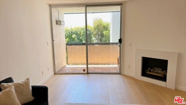 Image 3 for 8530 Holloway Dr #202, West Hollywood, CA 90069