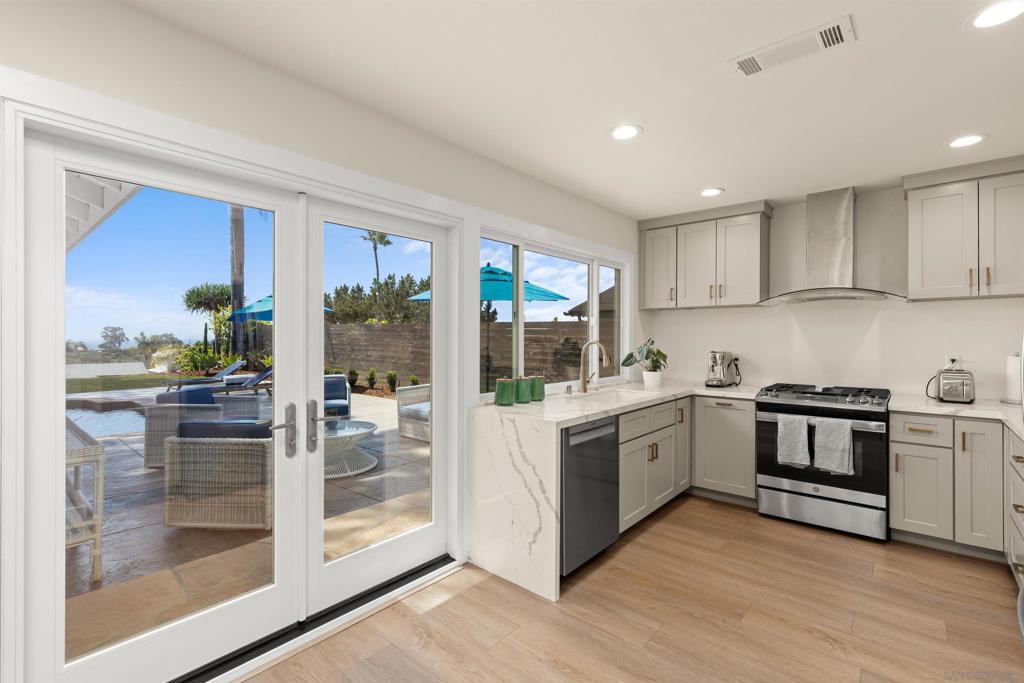 14186 Half Moon Bay Dr - photo 15