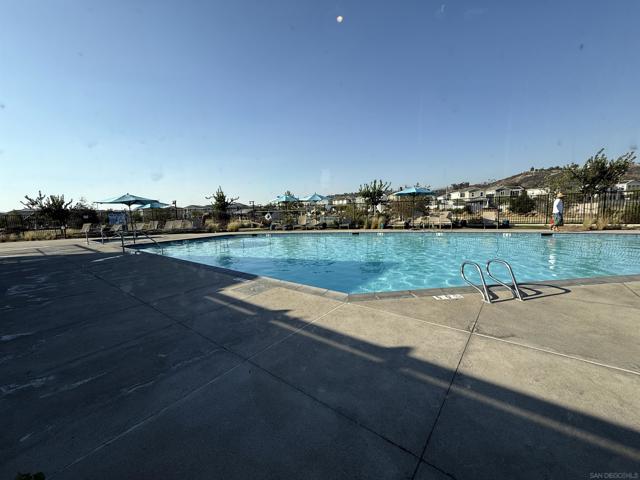 27983 Moosa Creek Way, Valley Center CA: https://media.crmls.org/mediaz/b58a1fb6-2ec8-4e66-998d-3a6408a3deab.jpg