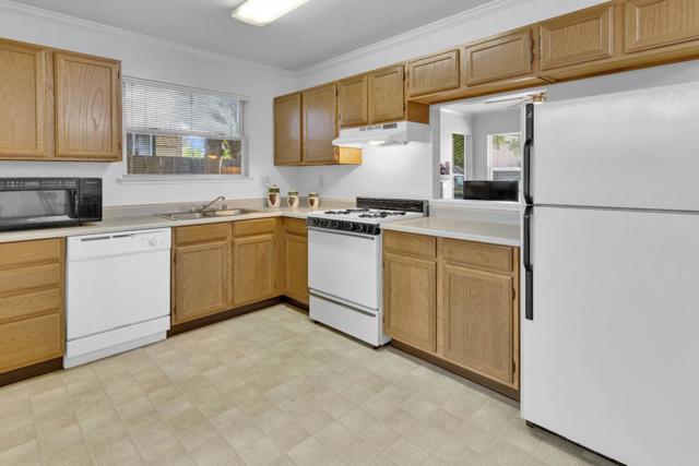 310 Mustang Court, King City CA: https://media.crmls.org/mediaz/b58a7b39-9d4d-41c8-b550-63a2d17ba3a9.jpg