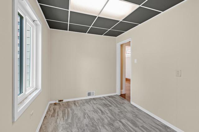 222 Holyoke, San Francisco CA: https://media.crmls.org/mediaz/b58b49ea-d9dc-4466-8052-81b17207d224.jpg