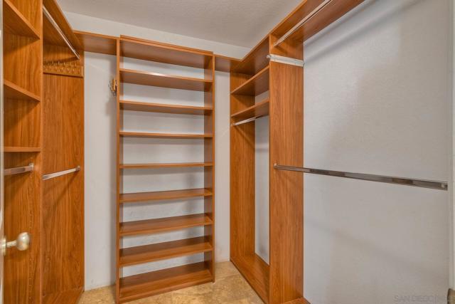 Image 18 of 35 For 12518 Swan Canyon Place