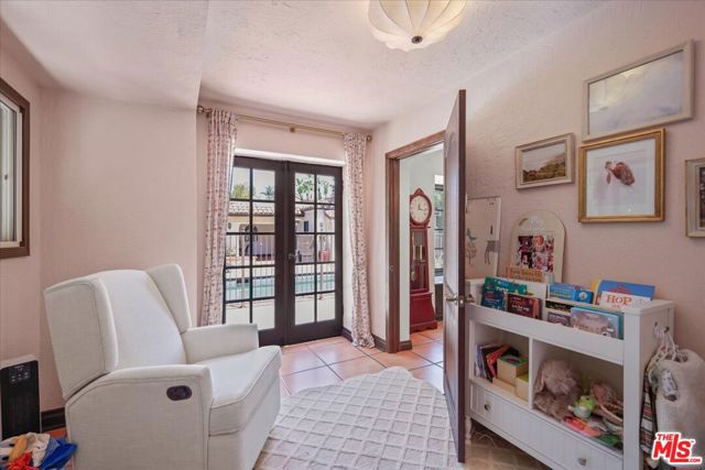 6119 Del Valle Drive, Los Angeles CA: https://media.crmls.org/mediaz/b58b7105-f41a-48ef-9909-38e8853ac676.jpg