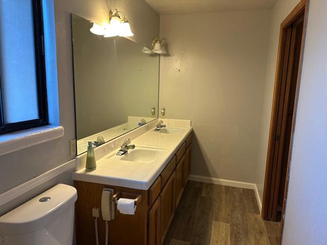 1670 Sausalito Drive, Hollister CA: https://media.crmls.org/mediaz/b58bdd80-f7a5-4994-b814-b3da621a35b9.jpg
