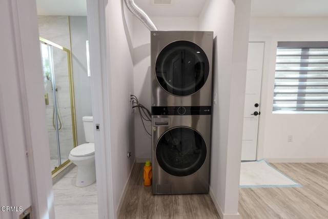 Detail Gallery Image 7 of 13 For 17314 Kingsbury St #1/2,  Granada Hills,  CA 91344 - 1 Beds | 1 Baths