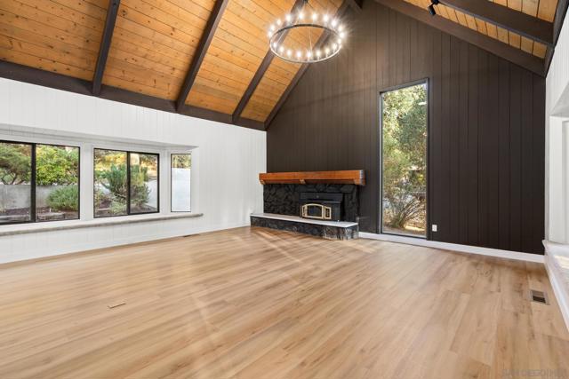 8648 Valley View Trail, Pine Valley CA: https://media.crmls.org/mediaz/b58eeb5a-2347-4ff0-9600-54390061a230.jpg