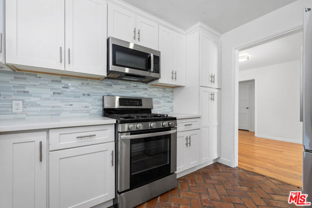 769 Wildomar, Pacific Palisades CA: https://media.crmls.org/mediaz/b58f032a-eb4a-462b-a51f-ada2bc489049.jpg