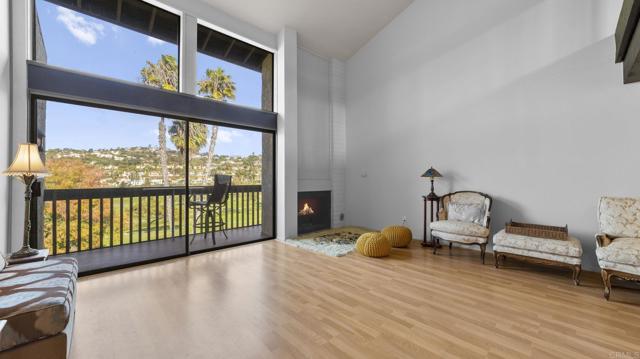 Detail Gallery Image 3 of 43 For 2508 Navarra Dr #424,  Carlsbad,  CA 92009 - 2 Beds | 2/1 Baths