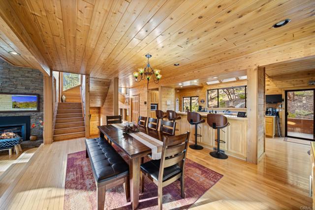 Image 33 of 75 For 24938 Roble Drive