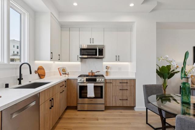 1433 Floribunda Avenue, Burlingame CA: https://media.crmls.org/mediaz/b5922134-39d1-4e7f-aa14-2031b9b93189.jpg