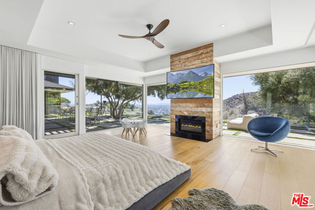 3 Bed Home for Sale in Los Angeles, California