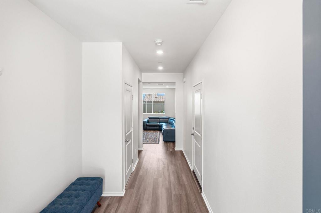 887 Brookdale Drive - photo 4