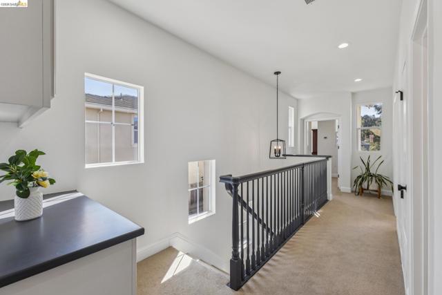 Image 25 of 49 For 548 Gabriel Ct