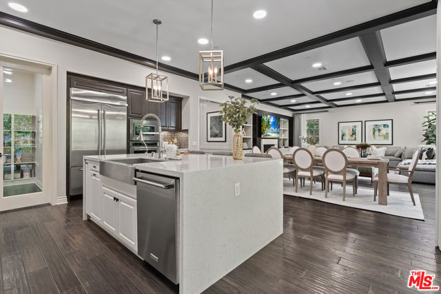 55 Suede, Irvine CA: https://media.crmls.org/mediaz/b5937878-8504-478e-9710-96d9d0136575.jpg