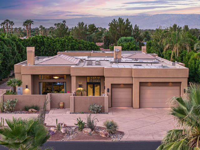 72116 Clancy Lane, Rancho Mirage CA: https://media.crmls.org/mediaz/b5938929-2d9b-43d5-b659-61ebfde11289.jpg