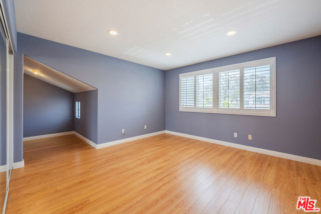 2320 Leggett Lane, Fullerton CA: https://media.crmls.org/mediaz/b59500e0-f436-429b-9a68-8e044fba240a.jpg
