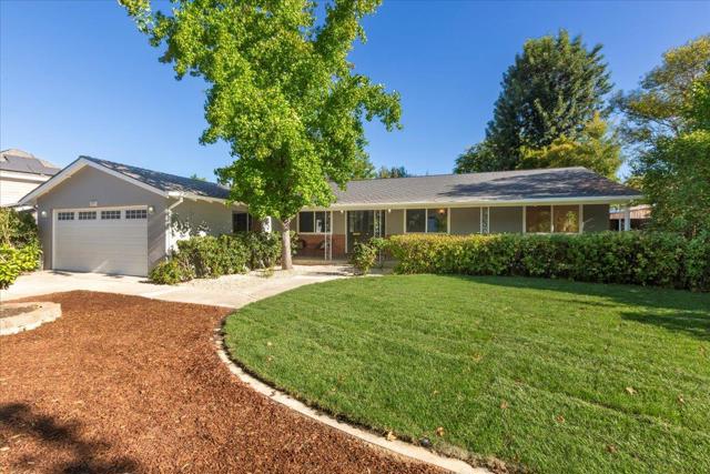 119 Belcrest Drive, Los Gatos CA: https://media.crmls.org/mediaz/b595392c-e94a-4800-b665-27e9edf2ef3e.jpg