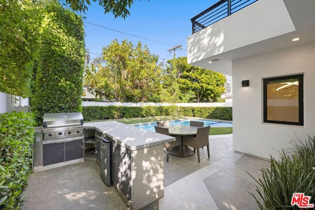 2012 Veteran Avenue, Los Angeles CA: https://media.crmls.org/mediaz/b5958c7b-80aa-48db-b4aa-3f3b3619dfc3.jpg
