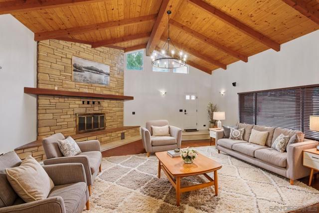 11580 Manzanita Rd, Lakeside CA: https://media.crmls.org/mediaz/b595caf6-445a-4570-af23-1c4d2924c159.jpg