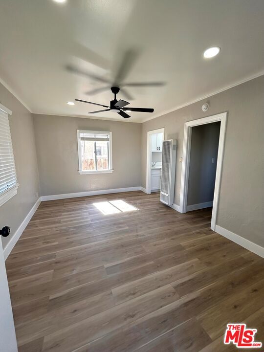 1041 Gulf Avenue, Wilmington CA: https://media.crmls.org/mediaz/b5960dbf-8160-495b-aa12-ea7b1152f89f.jpg