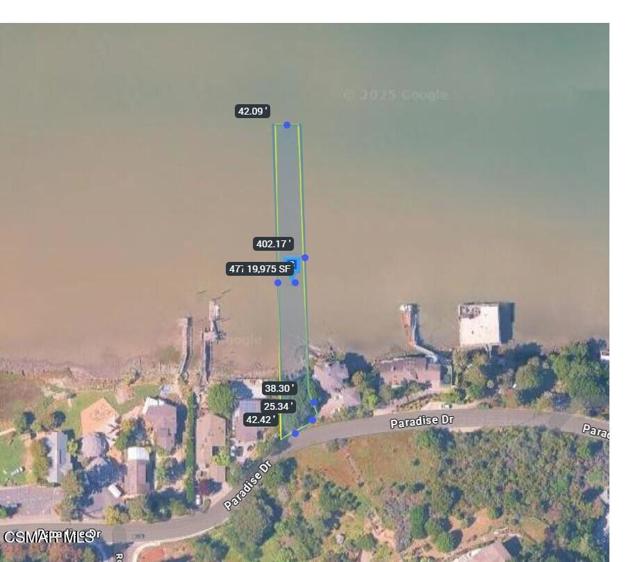 5140 Paradise Drive, Corte Madera CA: https://media.crmls.org/mediaz/b59664ea-5082-46c8-888f-58e8d4148903.jpg